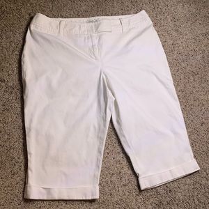 Ann Taylor White Capri Pants